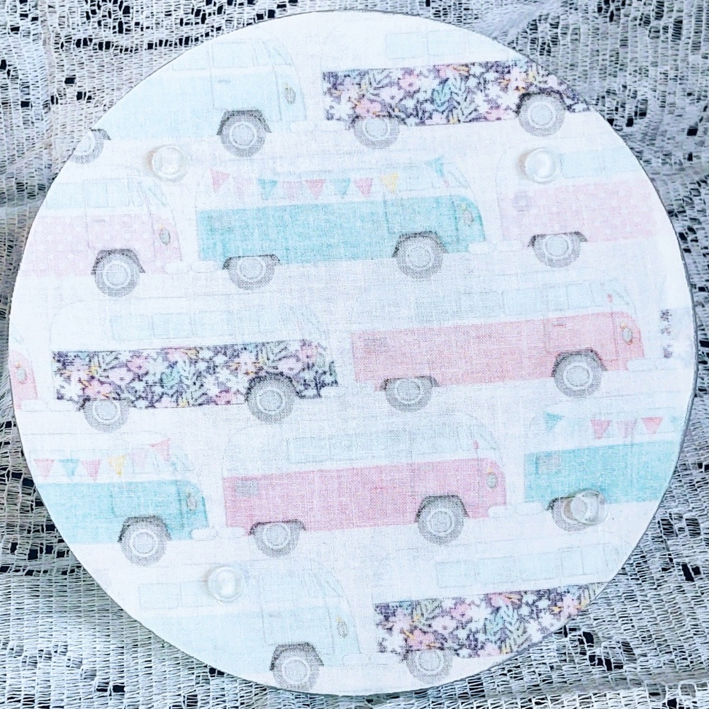 Hand Crafted Fabric Decoupage Glass Trivet/Cutting Board 8" Round Retro Campers - Picture 3 of 3
